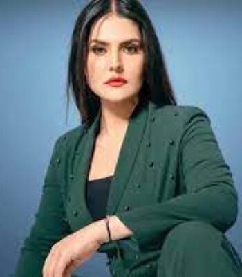 Profile picture of ZAREEN KHAN