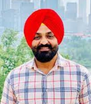 Profile picture of HARINDER BHULLAR